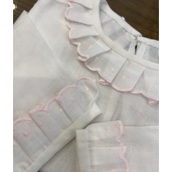 Camisa de batista con detalle rosa